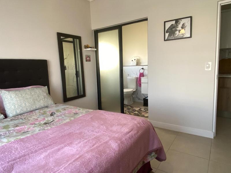 To Let 1 Bedroom Property for Rent in Sandown Western Cape